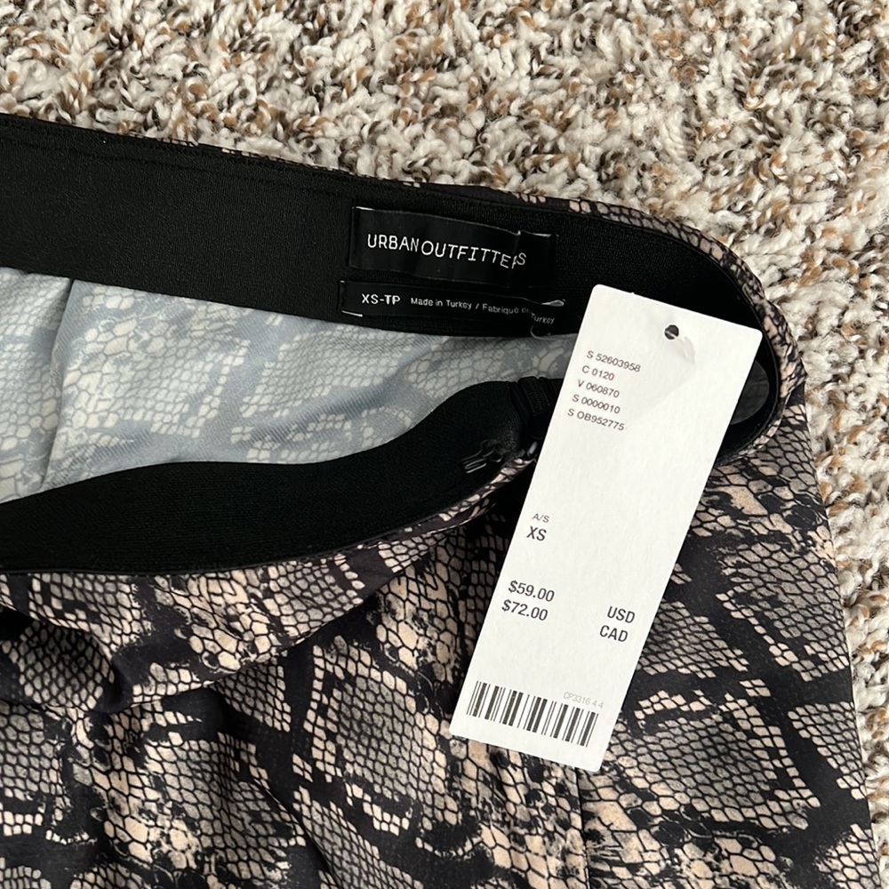 animal print skirt - Picture 2 of 3